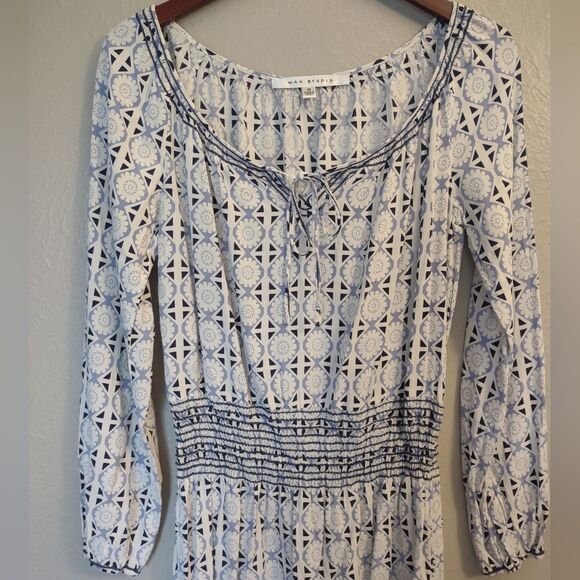 Max Studio Blue White Printed Smocked Waist Dress Size Medium - Picture 2 of 11